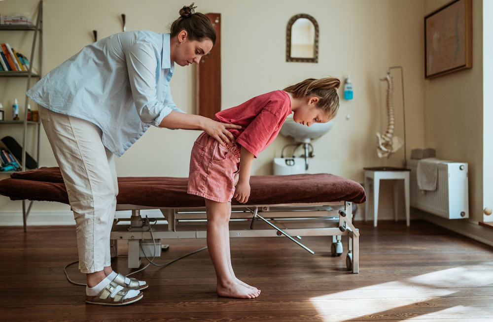 Behandlung eines Kindes Osteopathie Altona